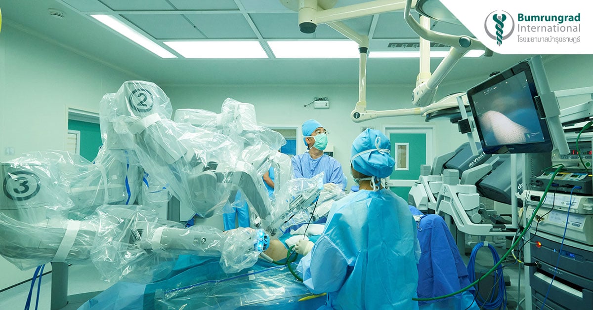Trải nghiệm mới trong phẫu thuật thoát vị với sự hỗ trợ của robot